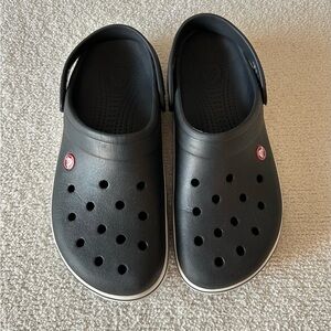 CROCS men’s Black Clog Sandals